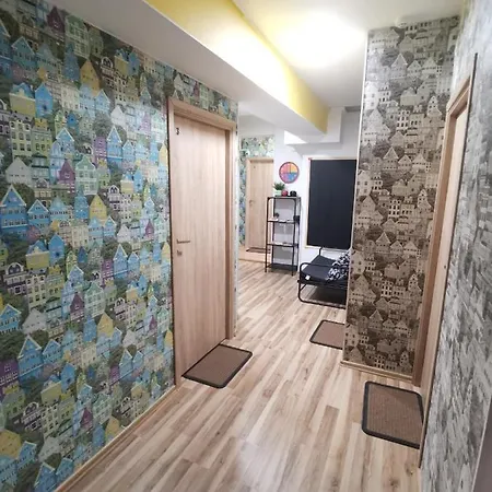 Bar-celona - & Beds Homestay