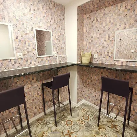 Homestay Bar-celona - & Beds Vilnius